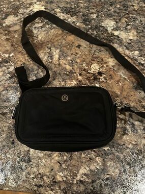 lululemon athletica Black Crossbody Belt Bag